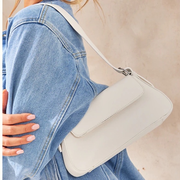 PrettyLittleThing Handbags - PRETTY LITTLE THING WHITE TRAPEZE SIMPLE SHOULDER BAG
